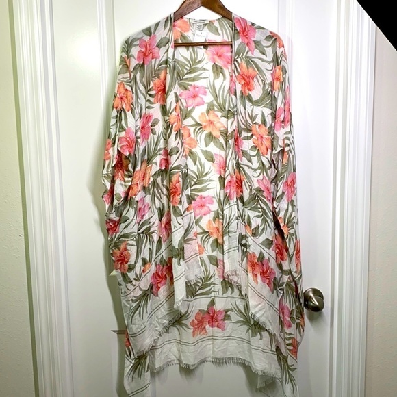American Eagle - One Size Floral Ling Cardigan - Picture 1 of 9